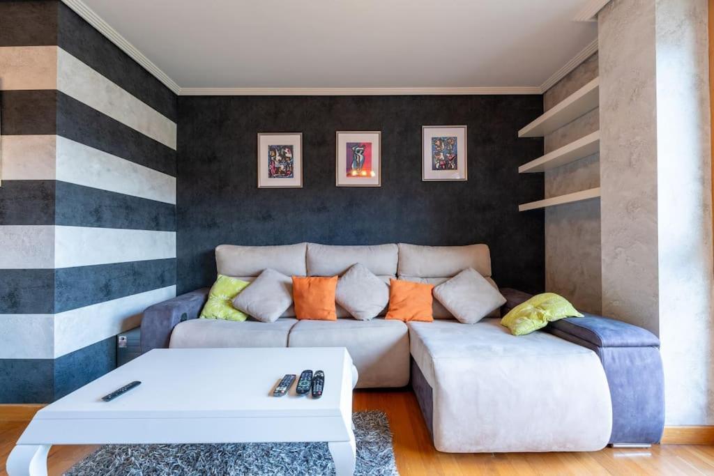 Apartamento En El Corazon De La Ciudad Con Parking 桑坦德 外观 照片