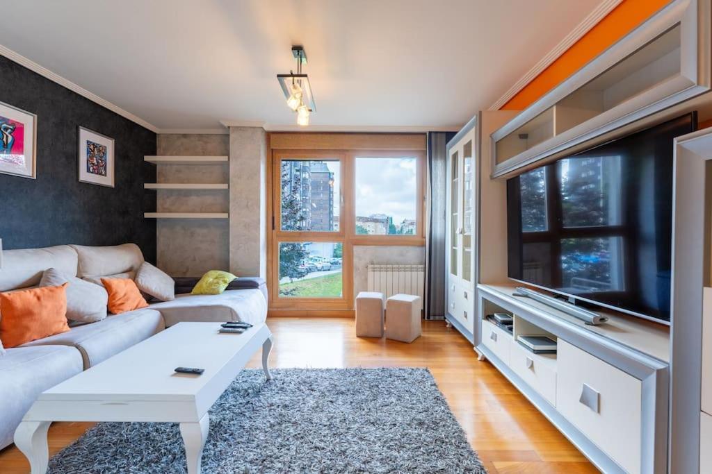 Apartamento En El Corazon De La Ciudad Con Parking 桑坦德 外观 照片